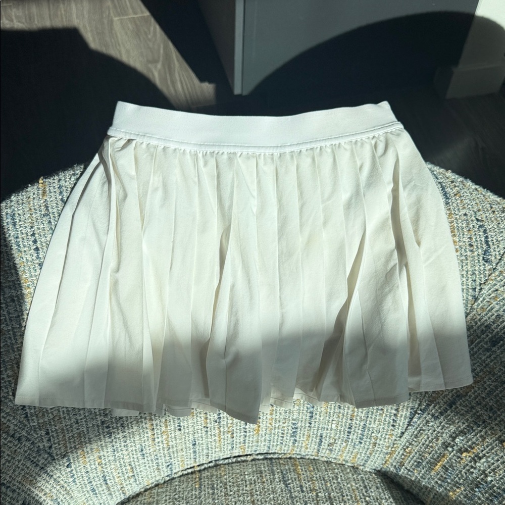Lululemon pleated tennis skirt